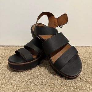 Naturalizer Brooke Platform Sandal Size 9